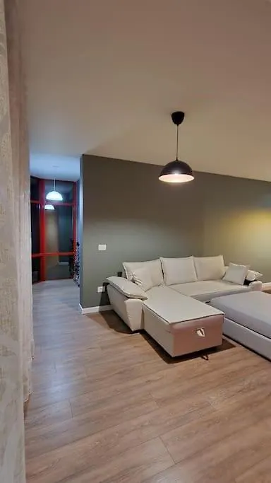 Durres City Center Apartment With A View 0*,