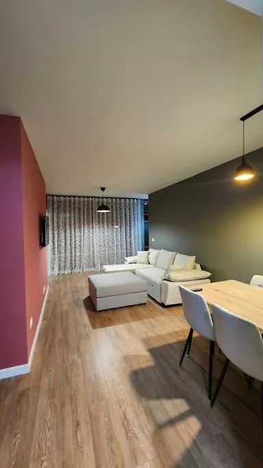 Durres City Center Apartment With A View